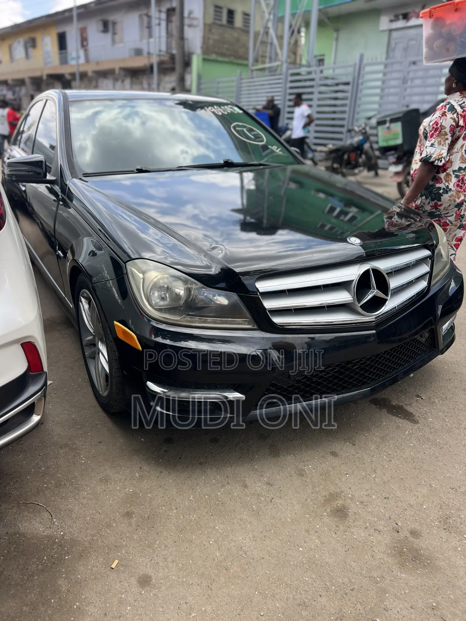 Mercedes-Benz C250 2012 Black