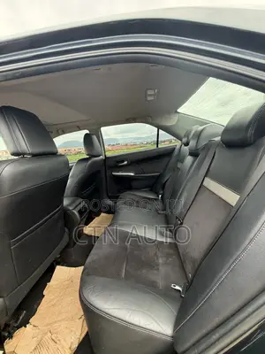Toyota Camry SE V6 4dr Sedan (3.5L 6cyl 6A) 2013 Black