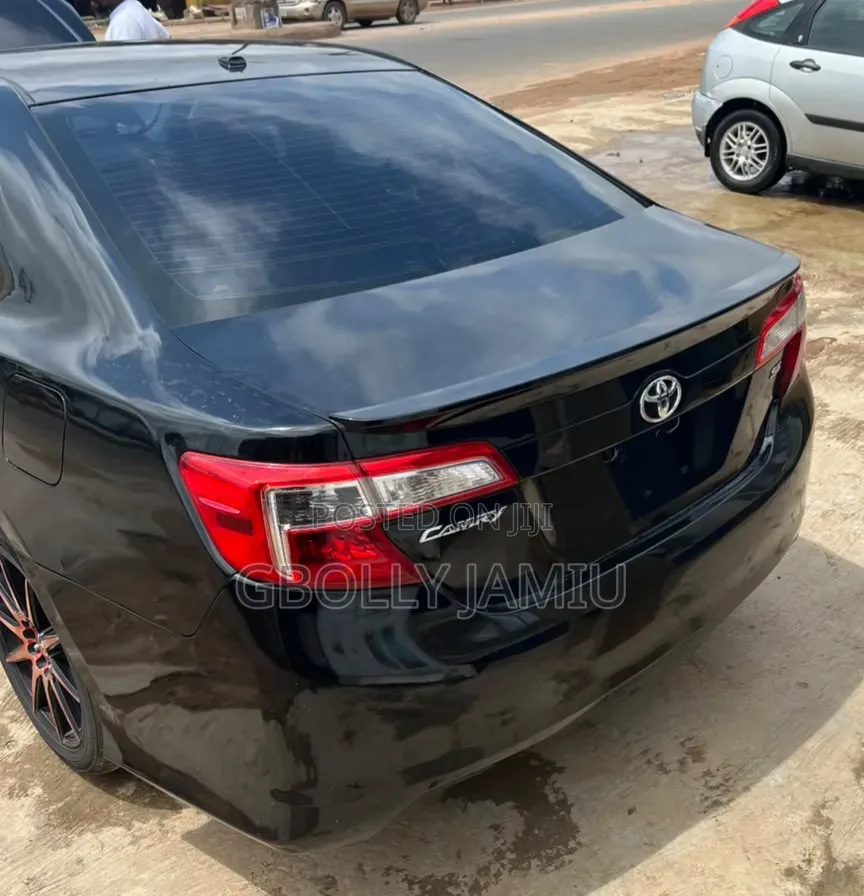 Toyota Camry 2013 Blue