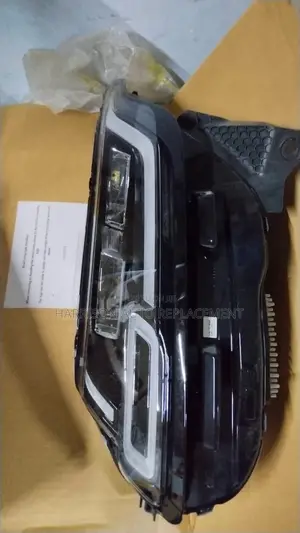 Head Light 2022 Range Rover Evoque