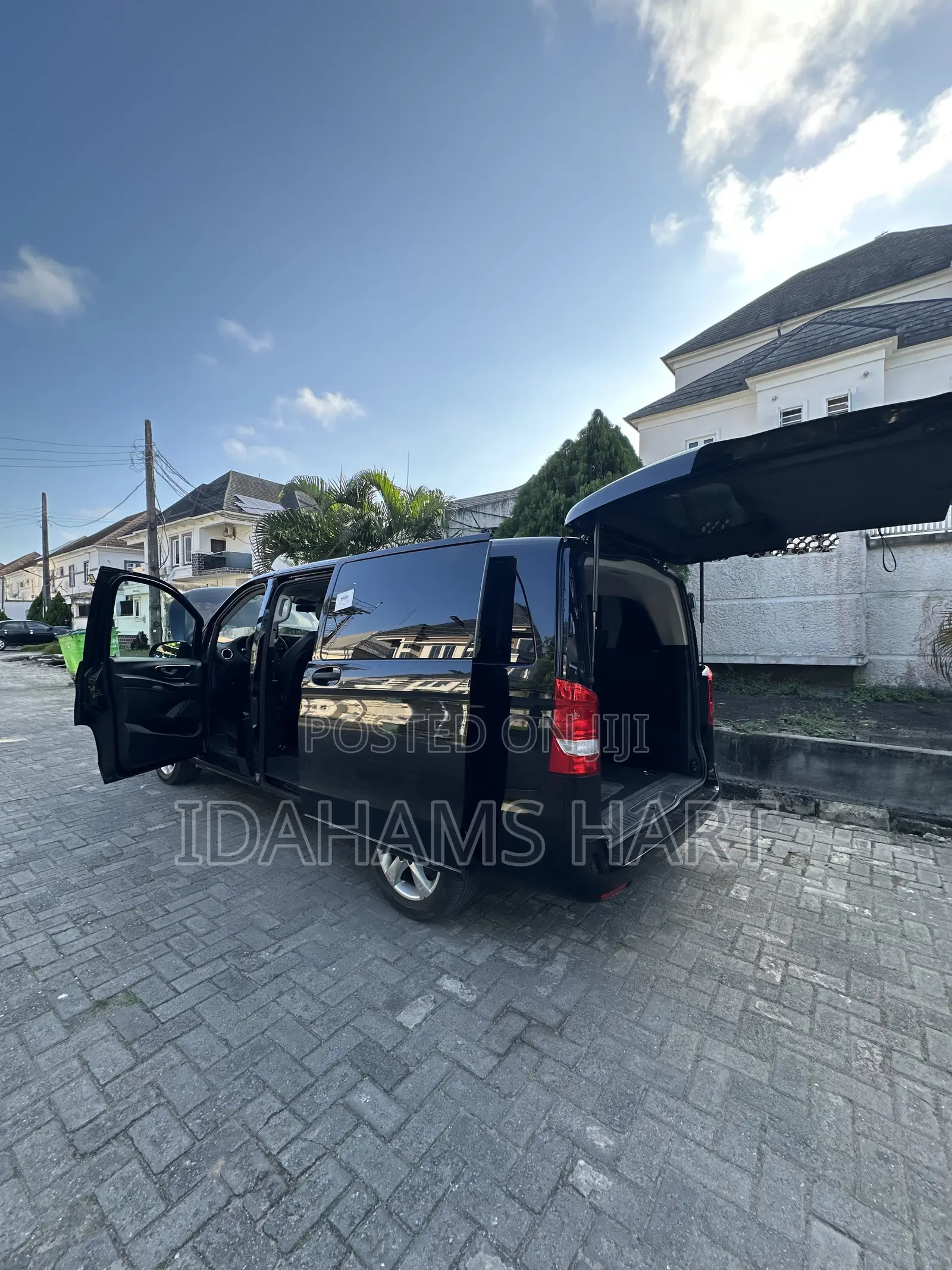 Mercedes-Benz Vito 2016 Black