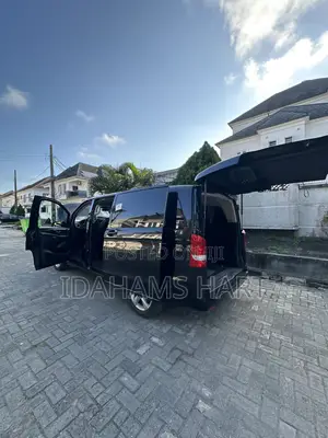 Mercedes-Benz Vito 2016 Black