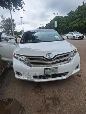 Toyota Venza 2010 White