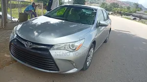 Toyota Camry 2016 Silver