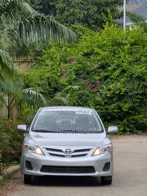 Toyota Corolla 2011 Silver