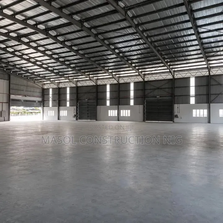 Large-Scale Storage Structure