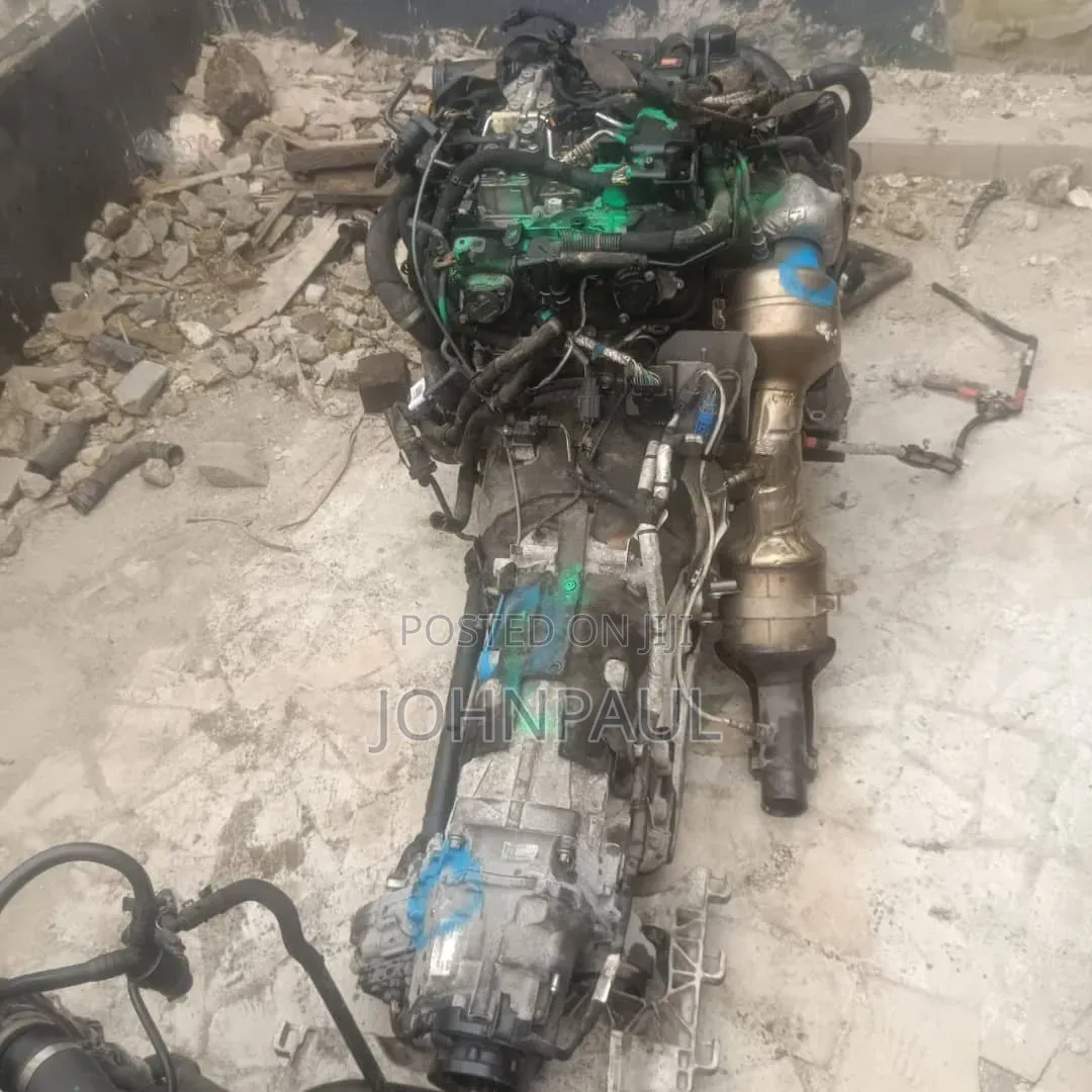 Range Rover Velar Complete Engine and Gearbox Four Cylinder 2020