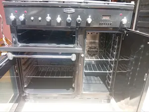 Range Master Standing 5 Gas Burners With Electric Oven & Grill( Used)