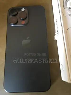 New Apple iPhone 15 Pro Max 256 GB Black