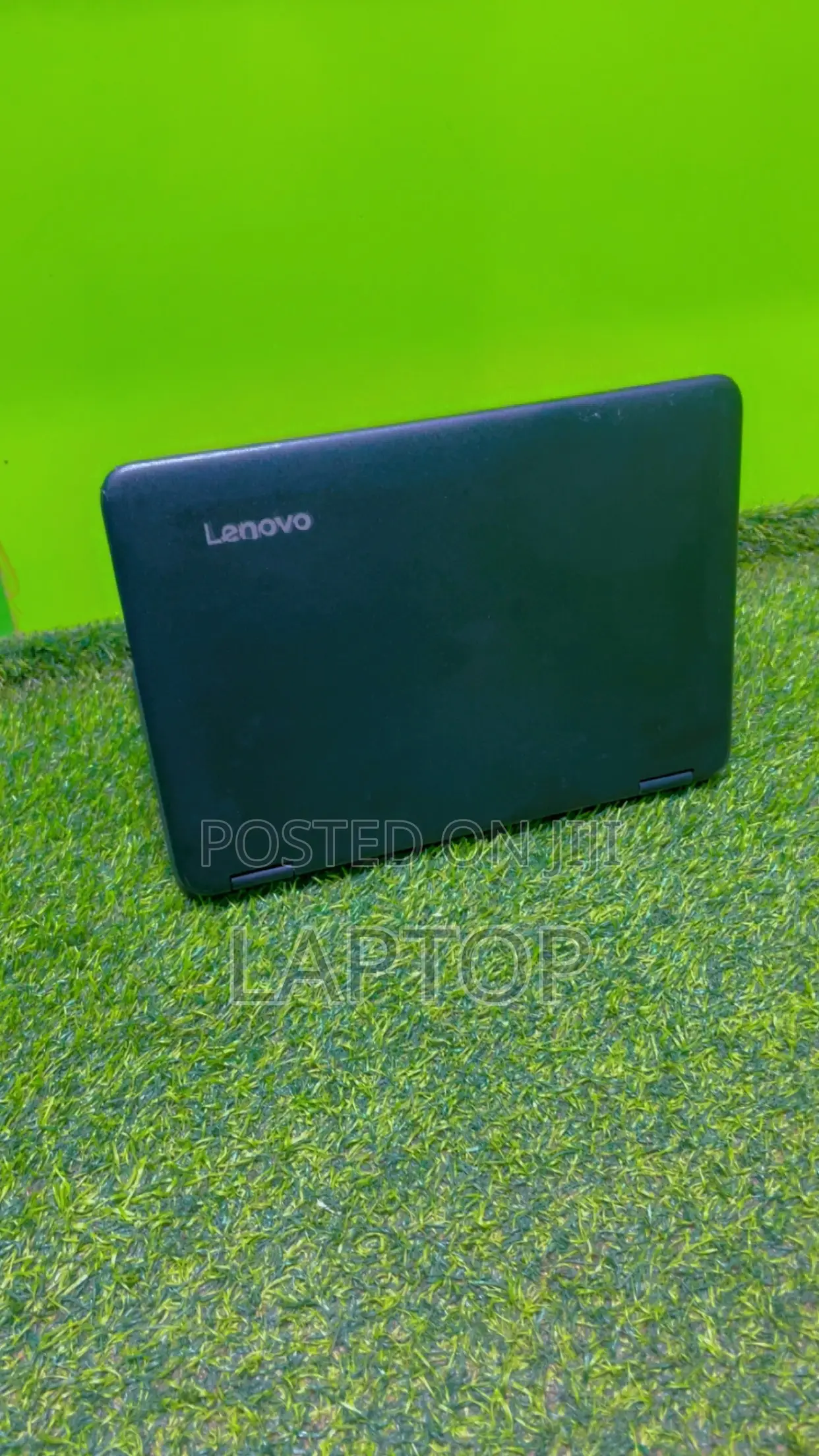 Laptop Lenovo 300e 4GB Intel SSD 128GB