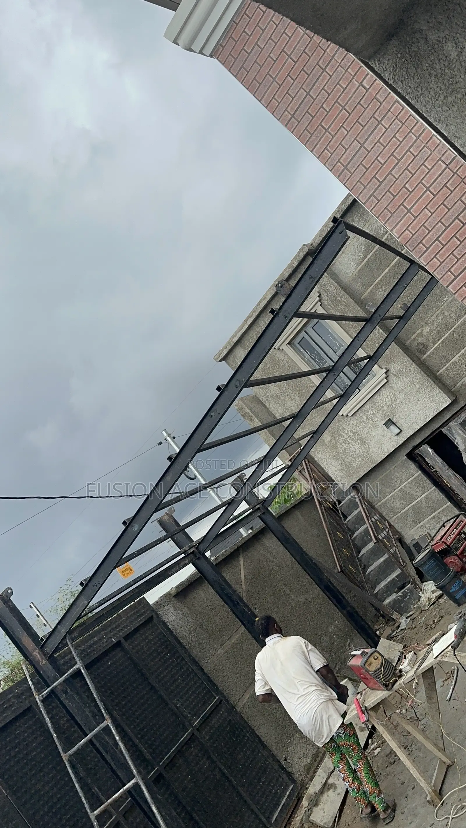 Cladded Lightning Modern Carport