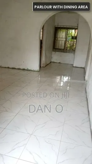 2bdrm Apartment in Warri for rent