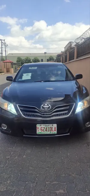 Toyota Camry LE 4dr Sedan (2.5L 4cyl 6AM) 2010 Black