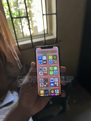Apple iPhone X 64 GB White