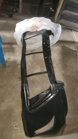 Bumper Camry 015-017.