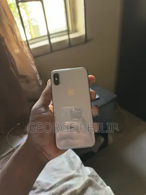Apple iPhone X 64 GB White