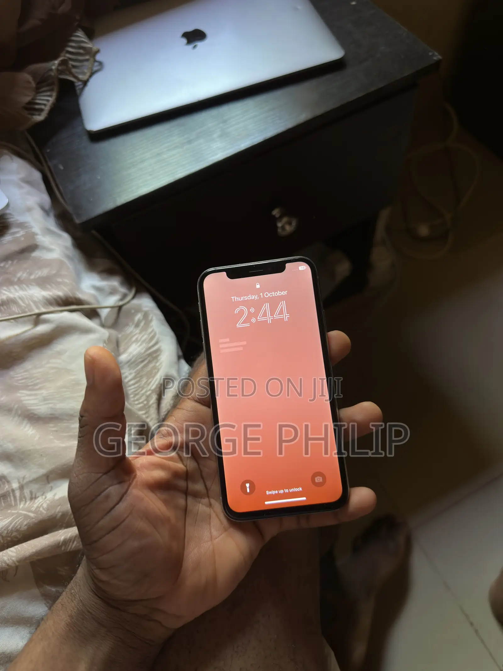 Apple iPhone X 64 GB White