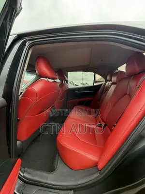 Toyota Camry XSE FWD (2.5L 4cyl 8AM) 2018 Black