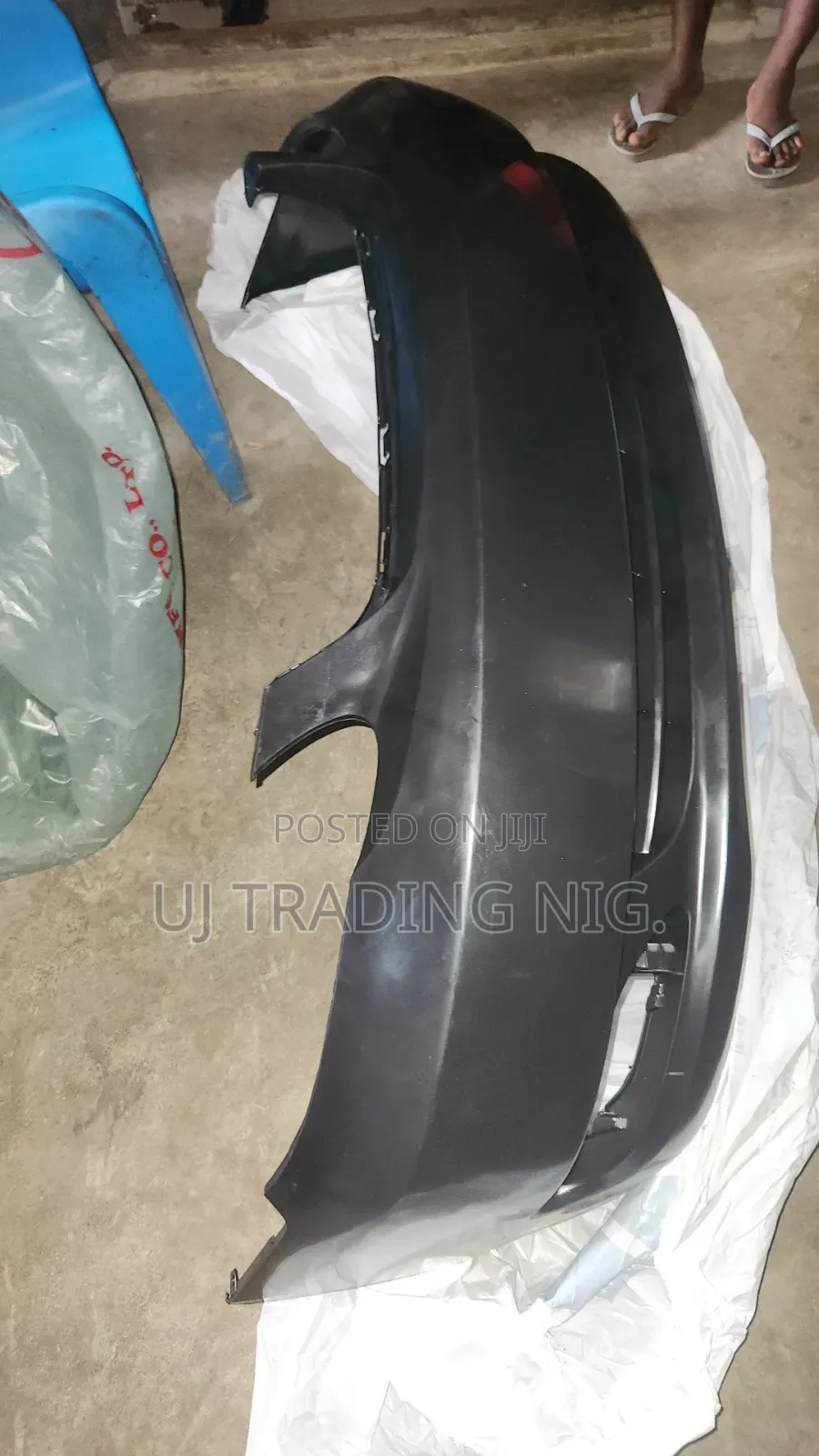 Bumper Corolla 2005