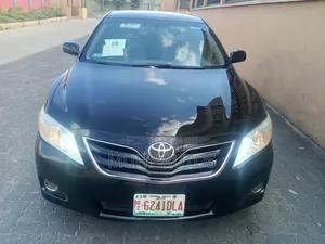 Toyota Camry LE 4dr Sedan (2.5L 4cyl 6A) 2011 Black