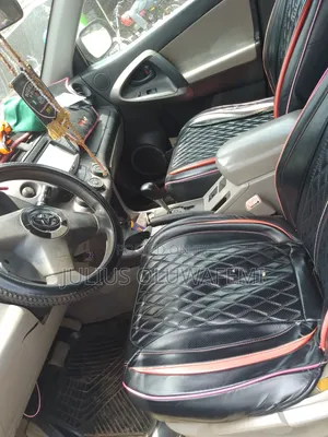 Toyota RAV4 2008 Silver