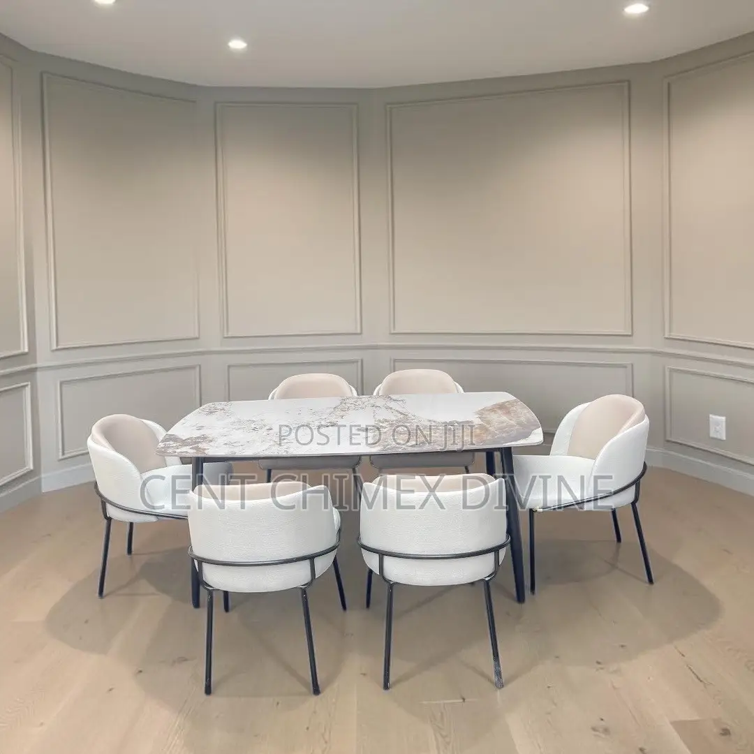 Beautiful 6 Seater Dinning