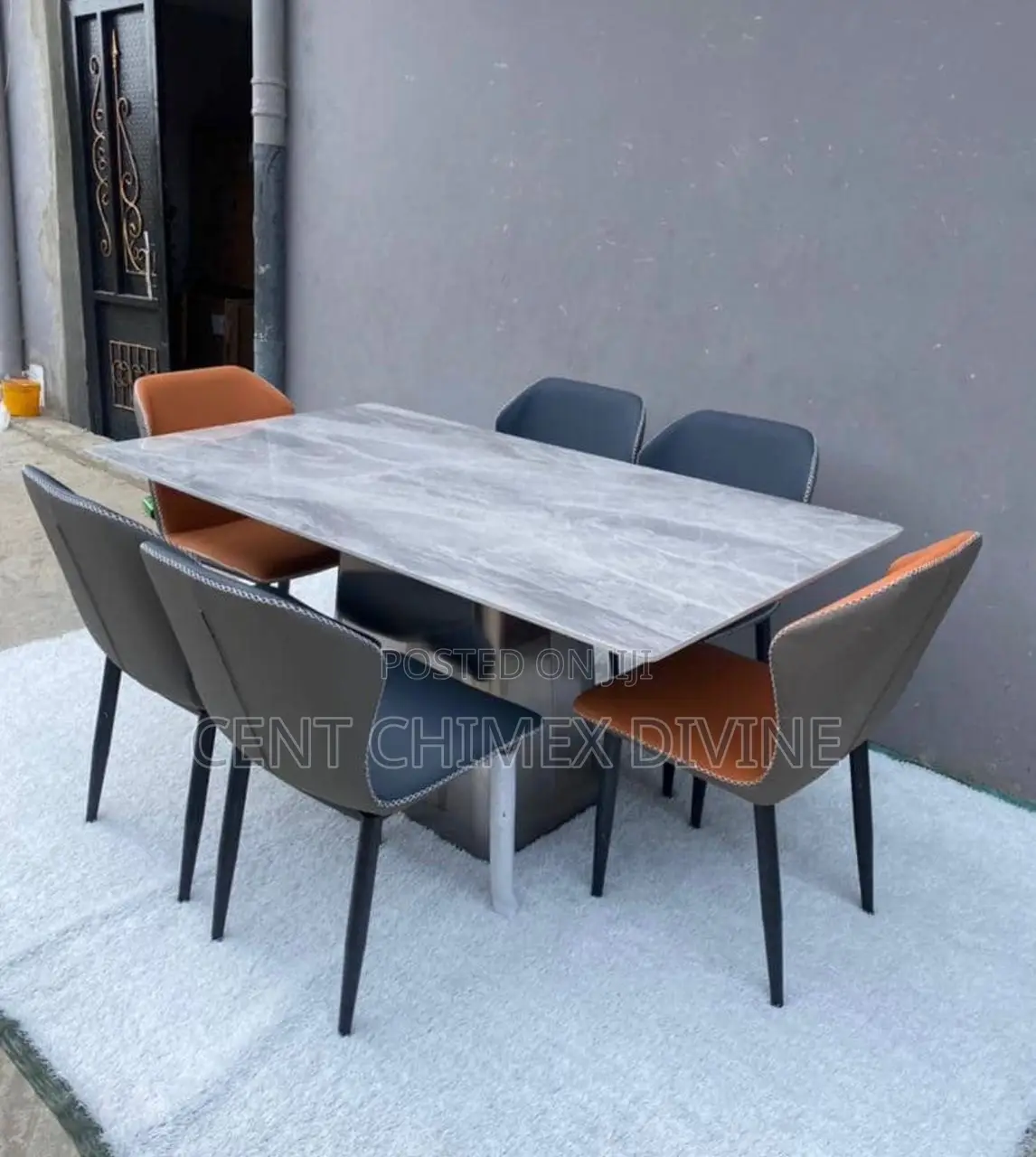Big Table by 6 Seater Dinning