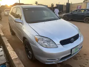 Toyota Matrix 2004 Silver