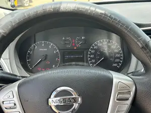 Nissan Sentra SV 4dr Sedan (1.8L 4cyl CVT) 2015 Blue