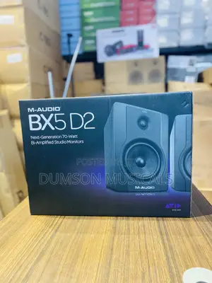 M-Audio BX5 D2 Powered Bi- Amplified Studio Monitor