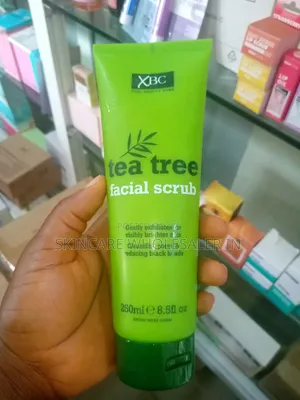 Tea Tree Face Scrub