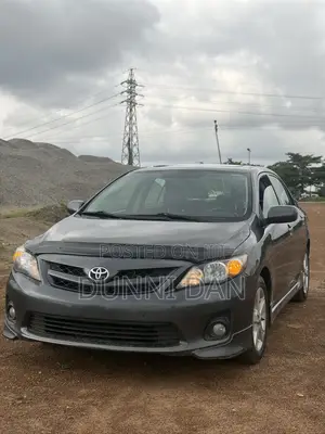 Toyota Corolla S 4dr Sedan (1.8L 4cyl 4A) 2012 Gray