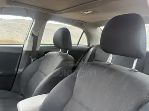 Toyota Corolla S 4dr Sedan (1.8L 4cyl 4A) 2012 Gray