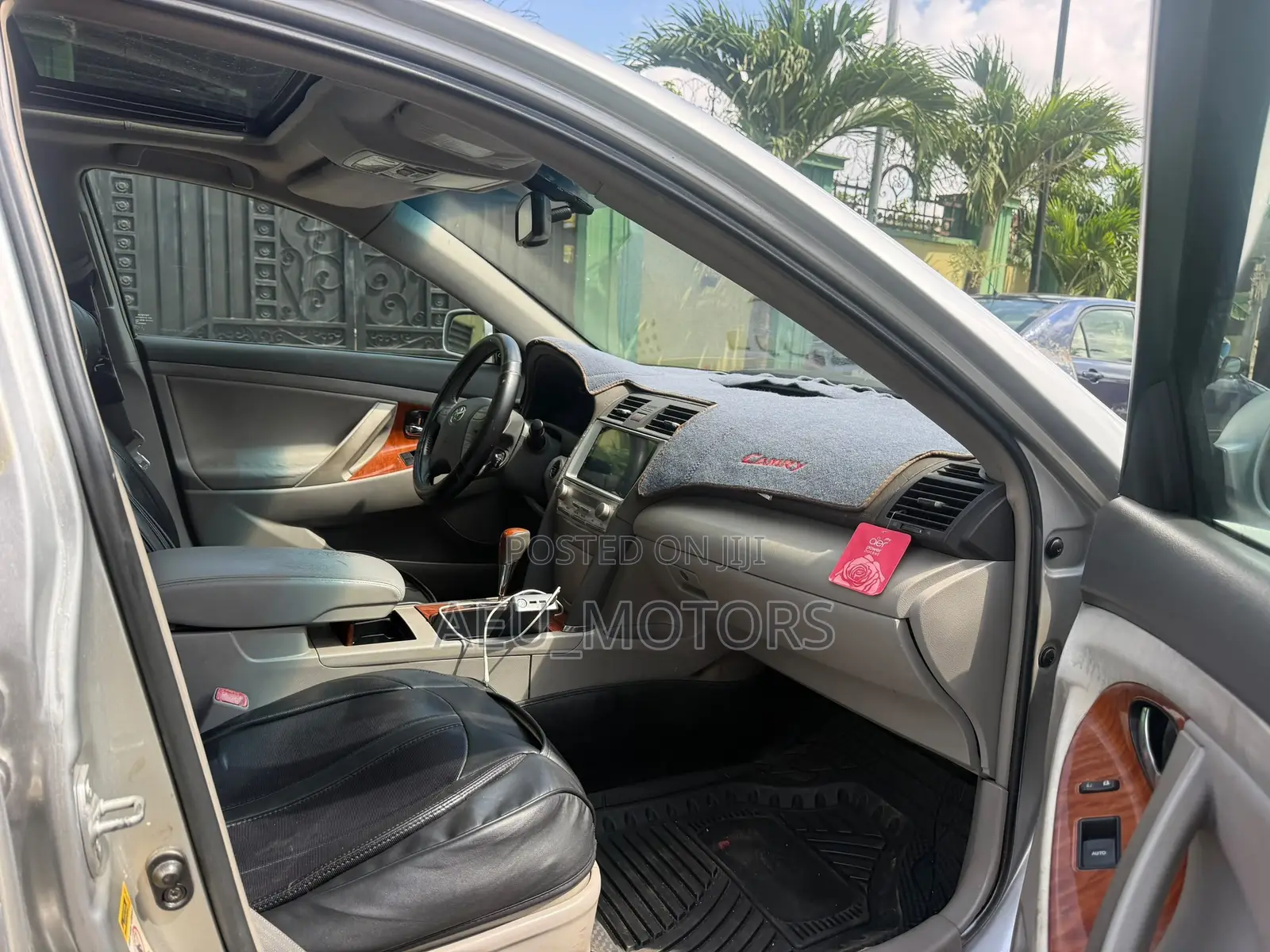 Toyota Camry 2011 Silver
