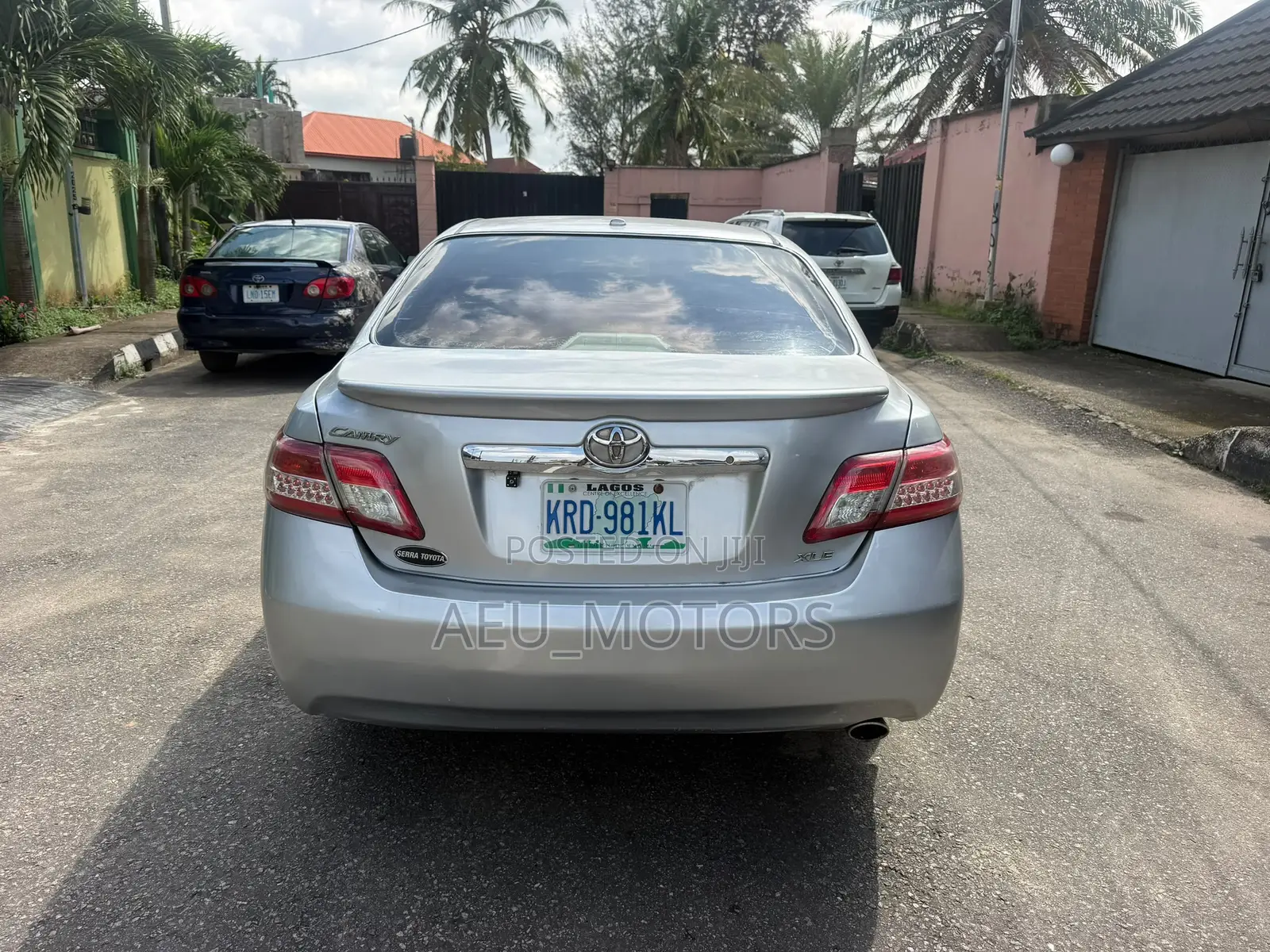 Toyota Camry 2011 Silver
