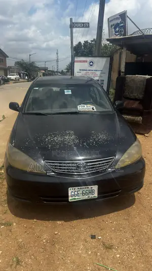 Toyota Camry LE 4dr Sedan (2.4L 4cyl 4A) 2004 Black