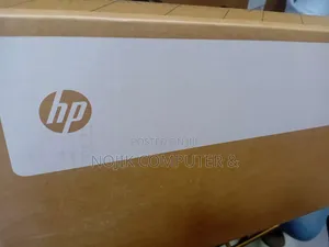 New Laptop HP 240 8GB Intel Core i3 SSD 512GB