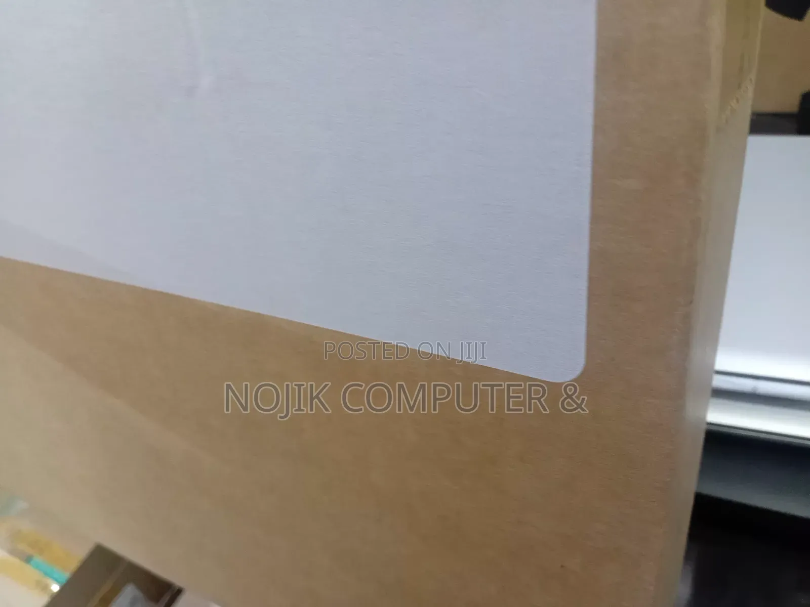 New Laptop HP 240 8GB Intel Core i3 SSD 512GB