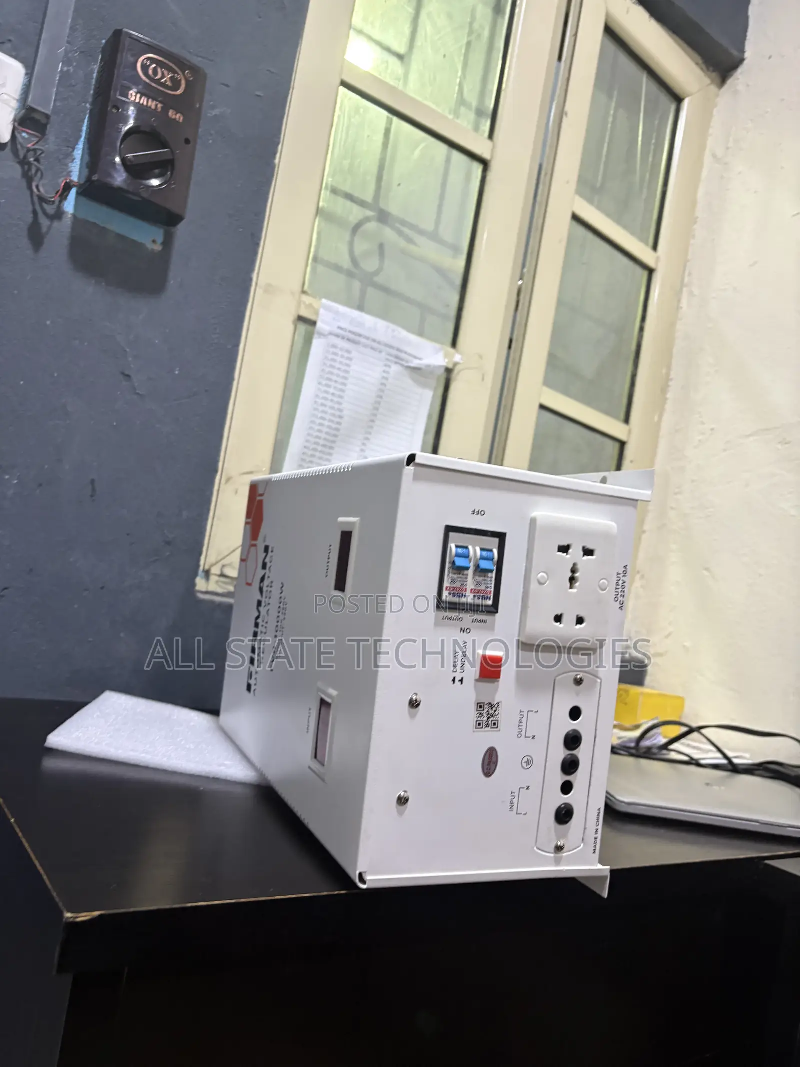 FIREMAN FVR-10000W Automatic Power Controller
