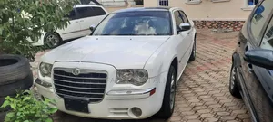 Chrysler 300 2005 White