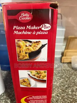 Betty Crocker Pizza Maker Plus