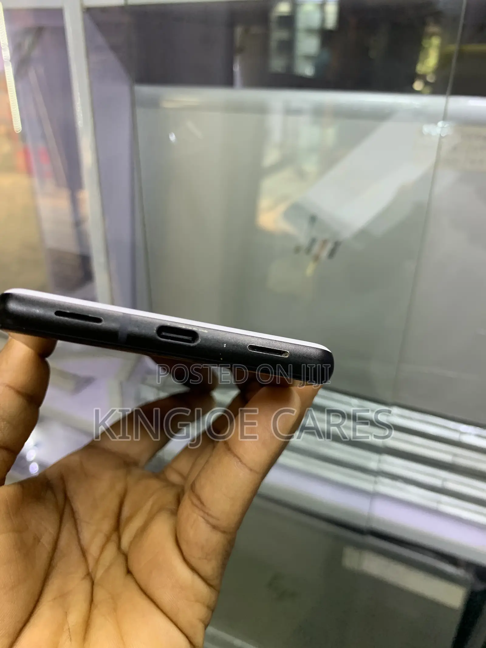 Google Pixel 6a 128 GB White