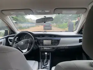 Toyota Corolla LE 4dr Sedan (1.8L 4cyl CVT) 2017 Red