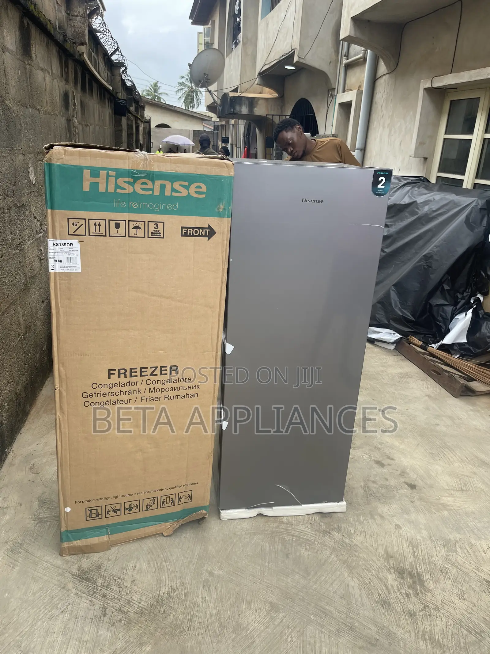 Hisense 189DR Standing Freezer