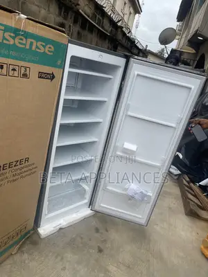 Hisense 189DR Standing Freezer