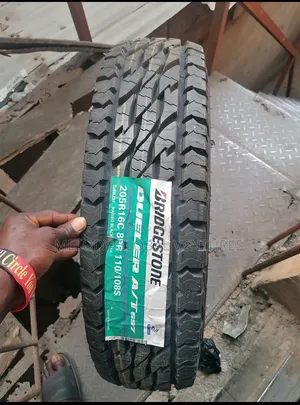 205R16 C Bridgestone Tyres Light Truck