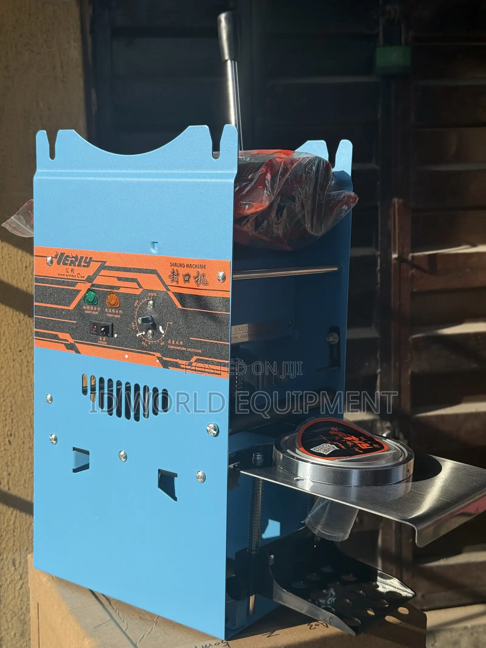 Cup Sealing Machine