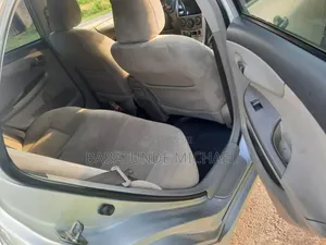 Toyota Corolla 2012 Silver