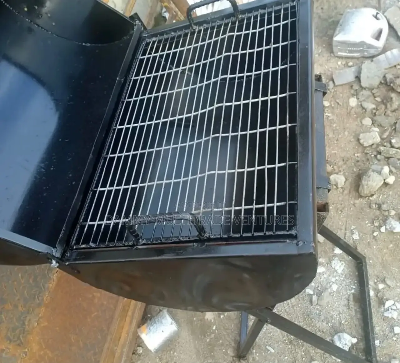 Portable Charcoal Drum Barbecue Grill