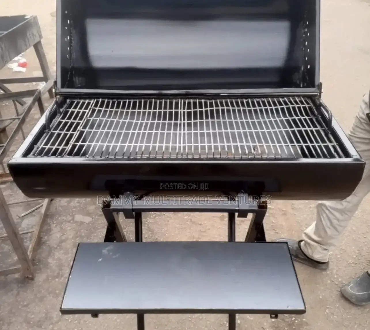 Portable Charcoal Drum Barbecue Grill